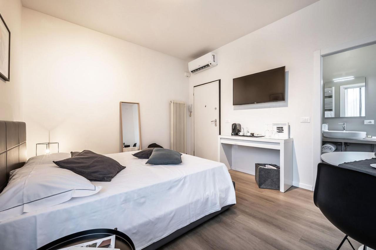 Emilia Suite Essence Módena Exterior foto